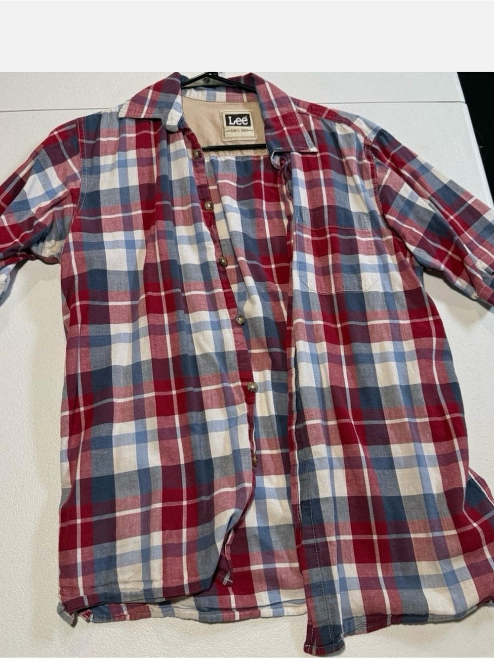 Lee Men’s Red, Blue & White Plaid Button-Down Shirt